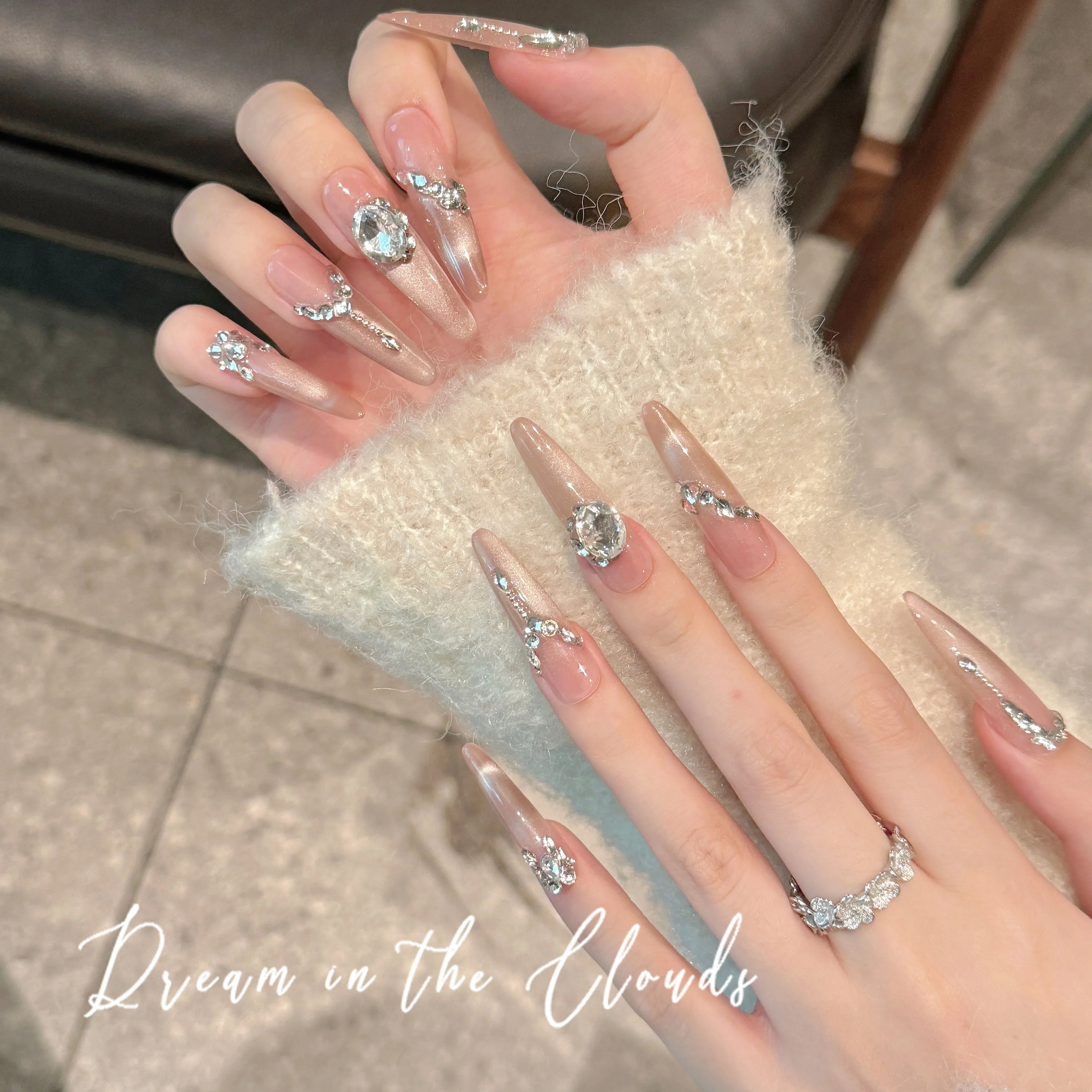 Aurora diamond white nude color high-end nail polish